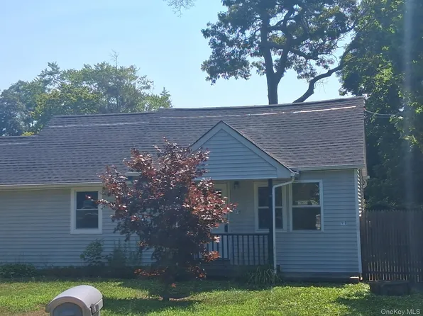 113 Huguenot Drive, Mastic Beach, NY 11951