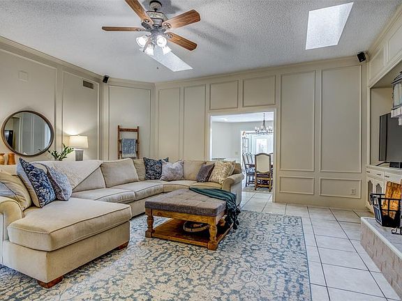 5th image of 2200 Chadbourne Dr