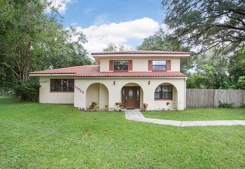 1st image of 12020 Midlake Dr