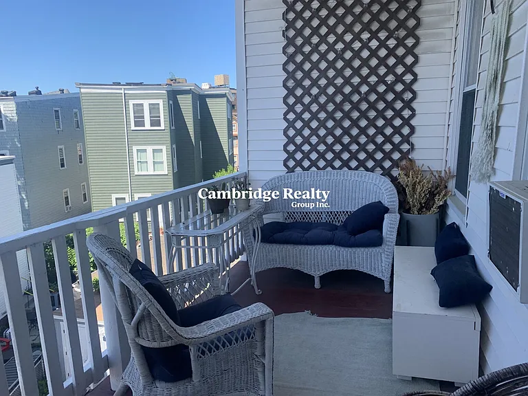 69 Newton St #2L — Photo 14