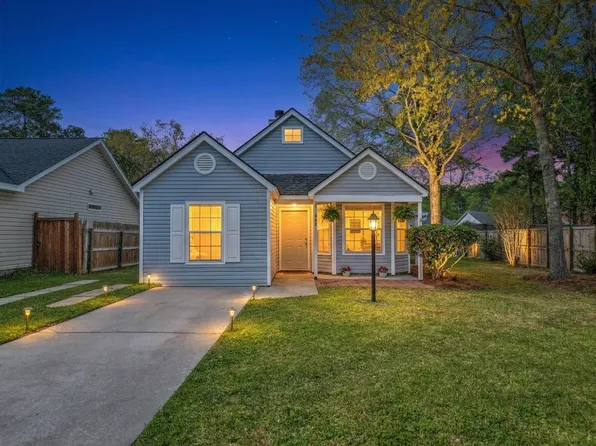 106 Fern Ct, Summerville, SC 29486