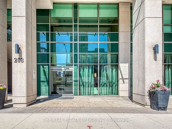 2nd image of 208 Enfield Pl #1502