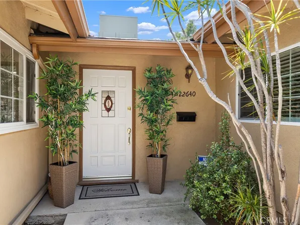 22640 Cohasset St, West Hills, CA 91307