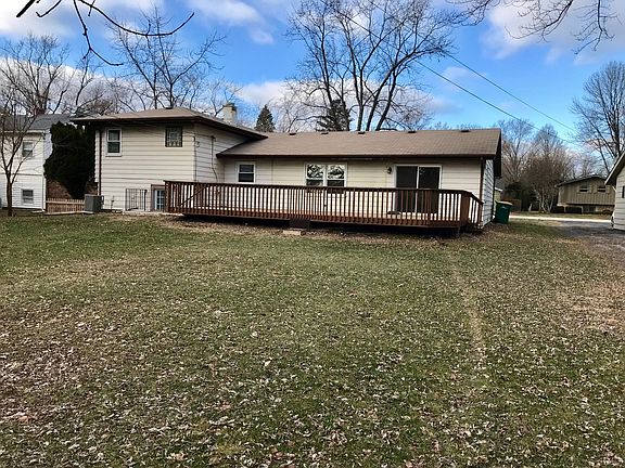2nd image of 22W641 Burr Oak Dr