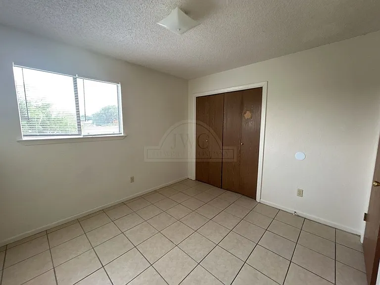 4209 Water St — Photo 15