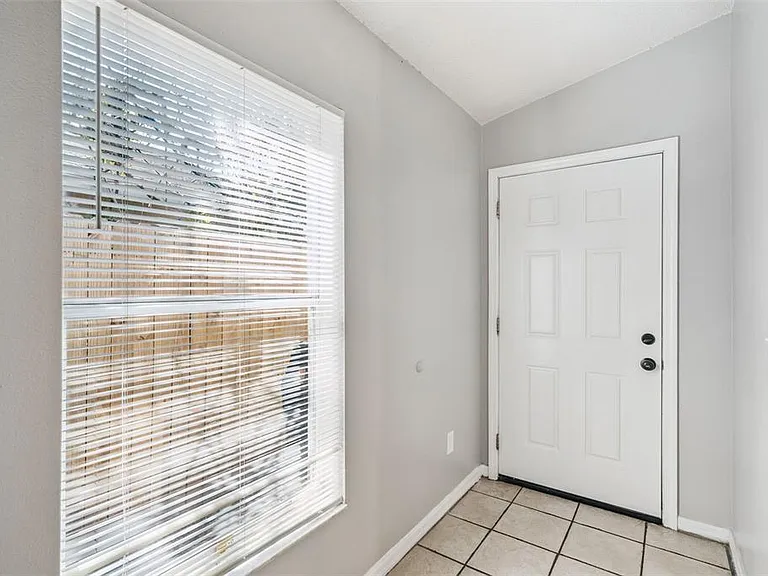 5235 Florida Holly Dr — Photo 7