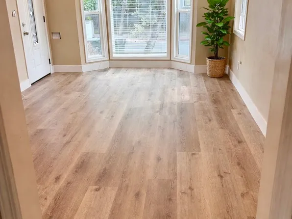 915 N Los Robles Ave #915, Pasadena, CA 91104