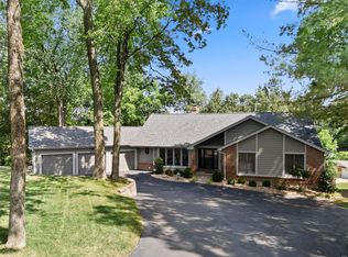 14787 Greenloch Ct, Chesterfield, MO