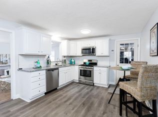 16 Bonnie Ln, Hudson, NH 03051