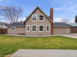 805 SW Mount Adams Ave, Boardman, OR 97818