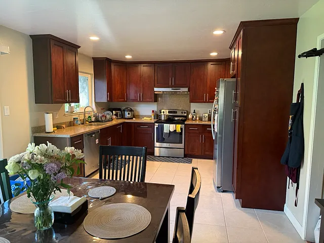 1315 Overland Dr — Photo 7