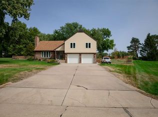 6171 Meyer Rd, Columbus, NE 68601