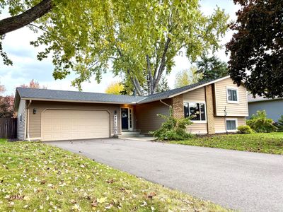 7436 Upper 26th St N, Oakdale, MN, 55128