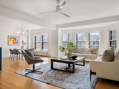 90 Commonwealth Ave APT 18, Boston, MA, 02116