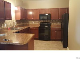 3908 Bebernick Ln, Sterling Heights, MI 48310