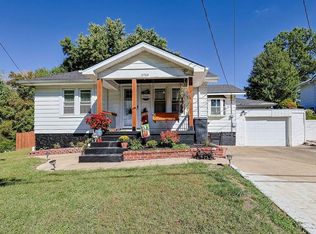 2705 Karnes Rd, Saint Joseph, MO 64505