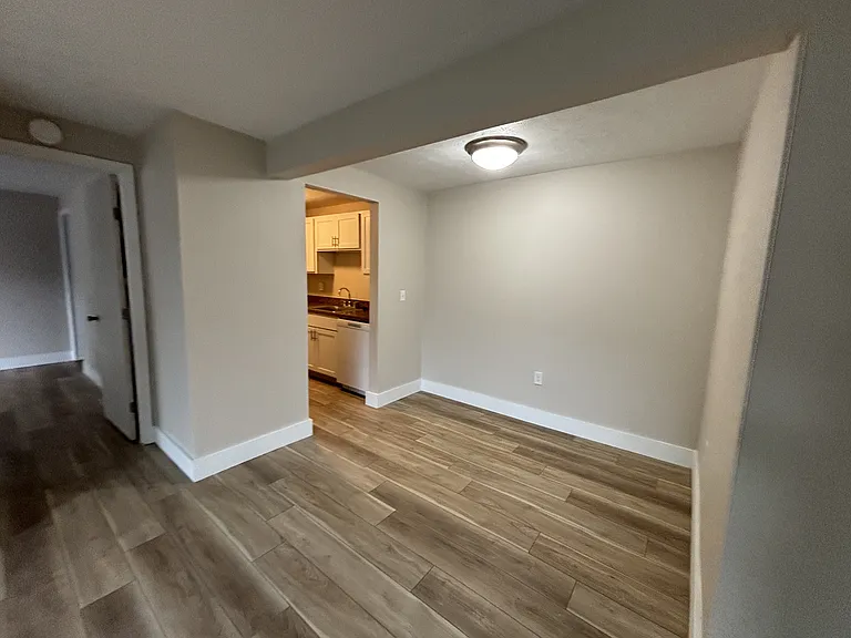 Hummingbird Pointe & The Gardens — Photo 33