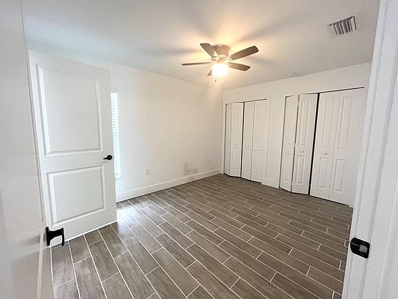 5th image of 402 SE 6th Ave #402