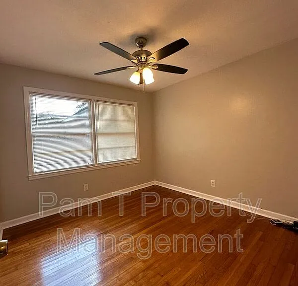201 Kensington Dr — Photo 7