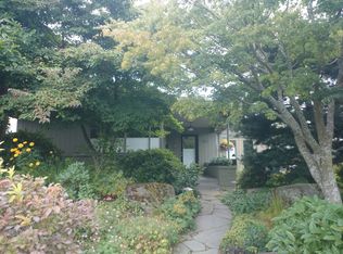 1609 46th Ave SW, Seattle, WA 98116