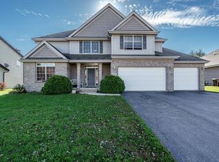 623 Castle Wynd Dr, Loves Park, IL 61111