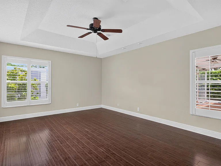 4481 NW 20th Ave — Photo 17