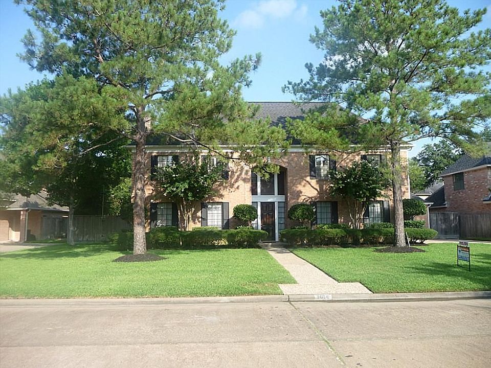 1st image of 1614 Pebble Chase Dr