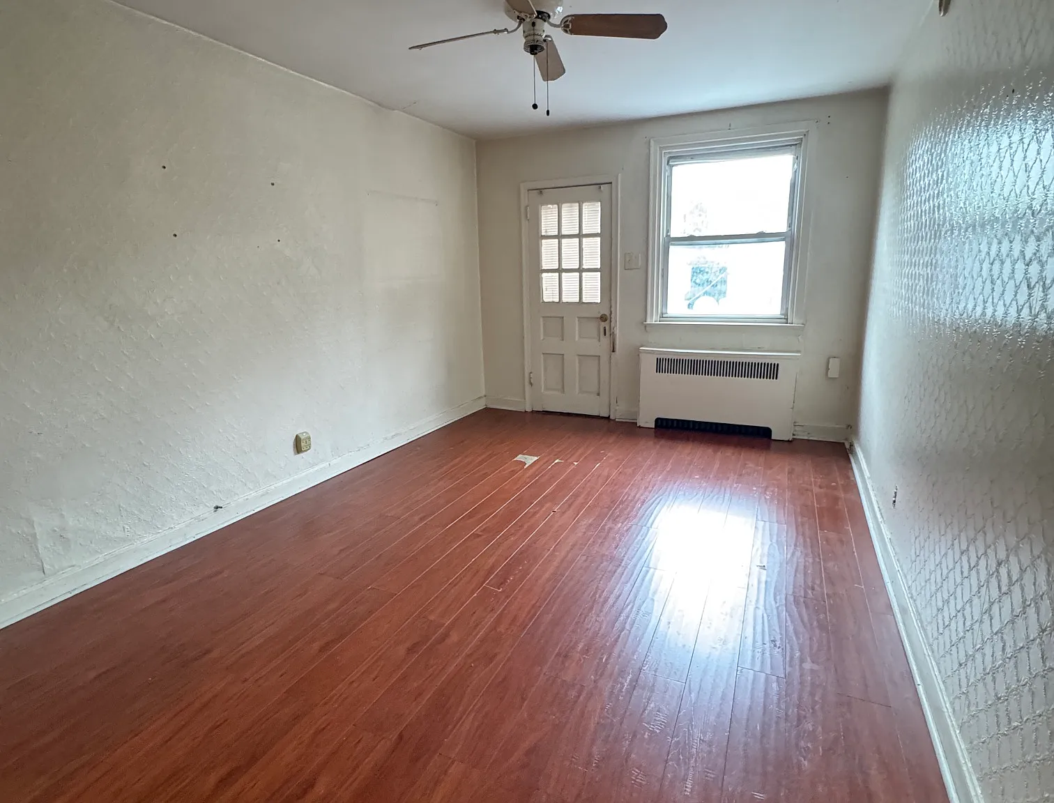 2 bed, 750 sqft, $1,000 — Photo 1