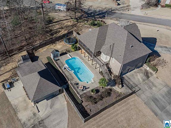 4th image of 5330 Whispering Pines Dr