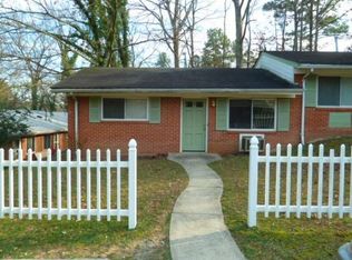 203 Barclay Rd APT E, Chapel Hill, NC 27516