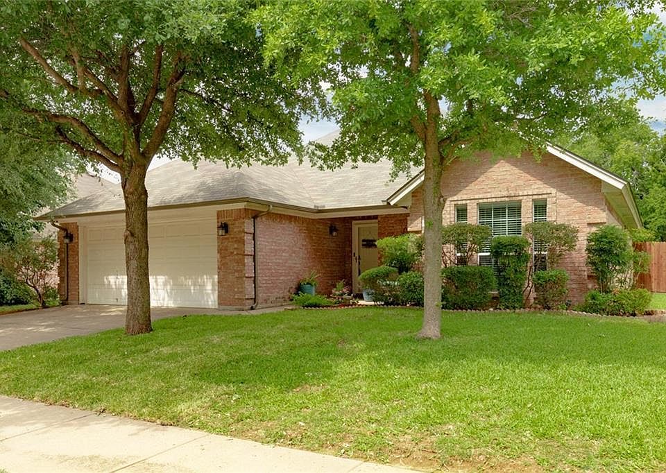 1st image of 3817 Park Oaks Ct