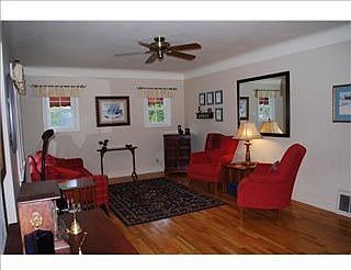 2nd image of 2722 Highwood Dr