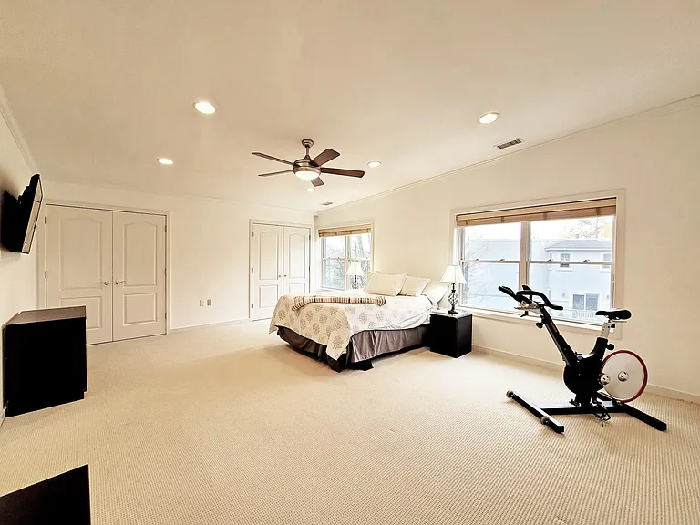 441 Piermont Ave — Photo 14