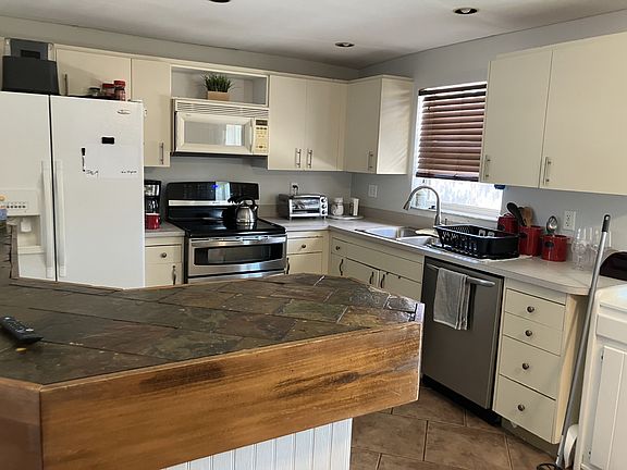 2nd image of 6461 Ailes Ave #1