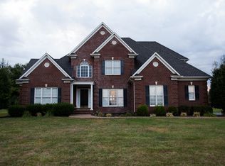 373 Paulette St, Bowling Green, KY 42104