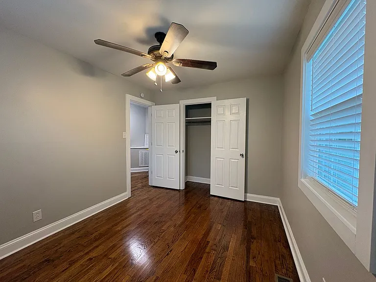 1112 Stephens St — Photo 9