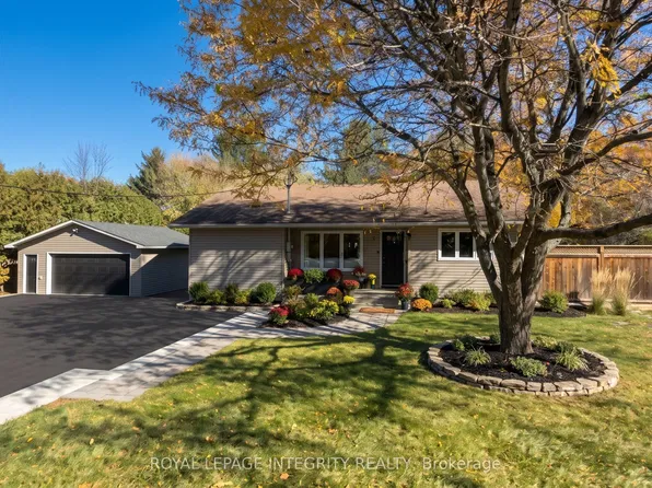 1646 Dunrobin Rd, Ottawa, ON K2K 1X7