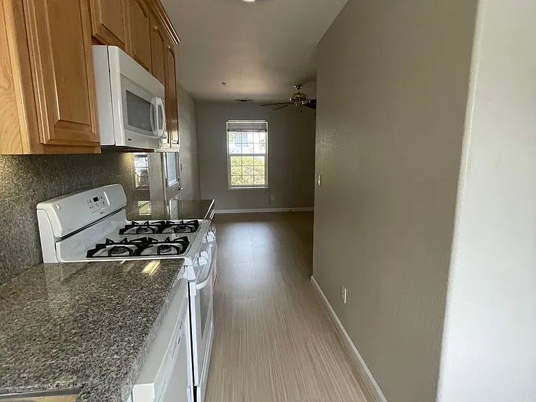 CK Cottages — Photo 10