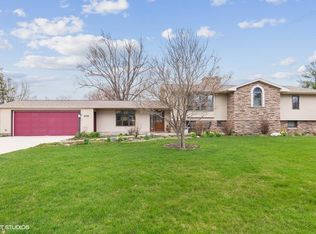 306 N Francis St, Cedar Falls, IA 50613