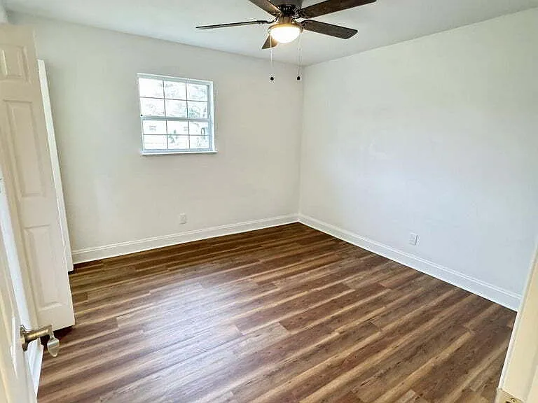 312 Missouri Ave — Photo 10