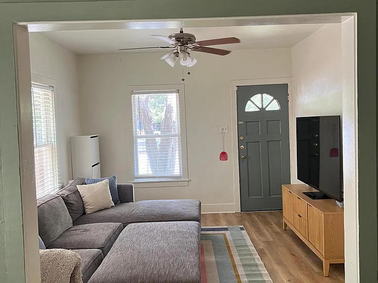 76 Chalmers Ave — Photo 6