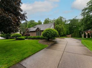 56 Red Grouse Ct, Youngstown, OH