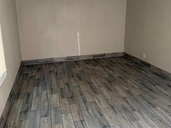 3rd image of 4714 29th St