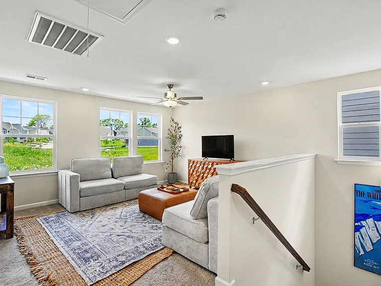 1088 Indigo Aly — Photo 17