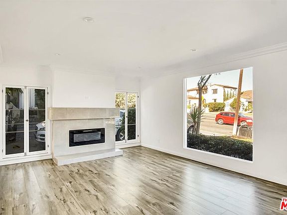 5th image of 4912 Angeles Vista Blvd