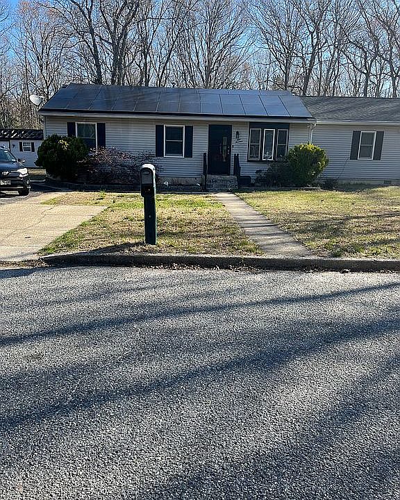 1st image of 114 Chestnut Ave
