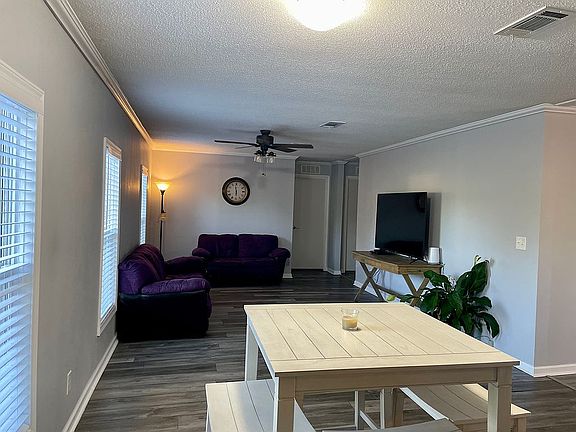 Rear Living Area