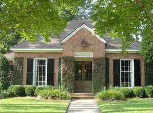 109 Lake Forest Dr, Brandon, MS 39047