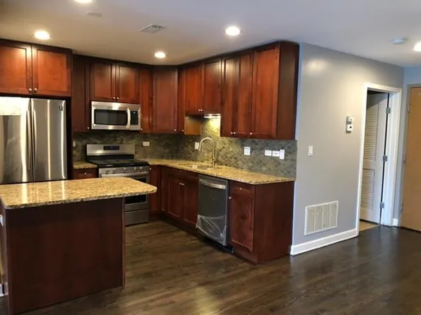 837 S Western Ave #3, Chicago, IL 60612