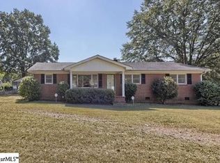 414 Mapleton Dr, Greenville, SC 29607